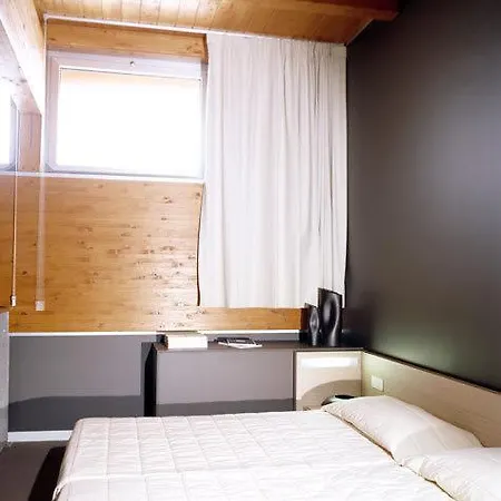 Hotel Loft 3*