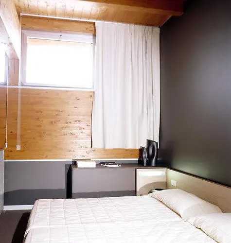Hotel Loft 3*